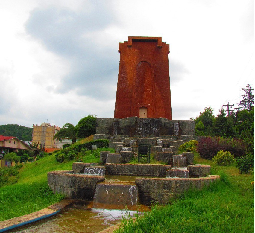 تاریخچه کشت چای ایران مقبره کاشف